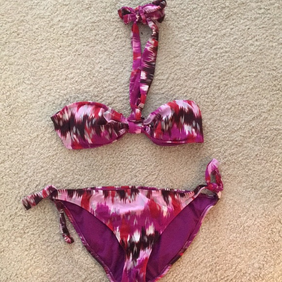 Bikini set - Picture 1 of 3